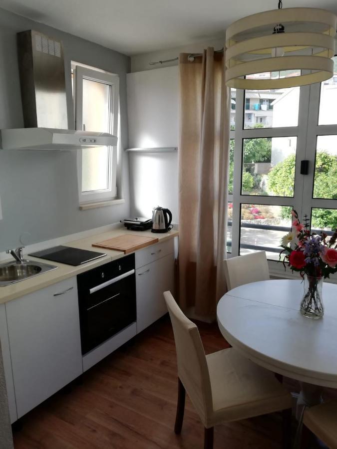 Apartmani Mistral Makarska Esterno foto