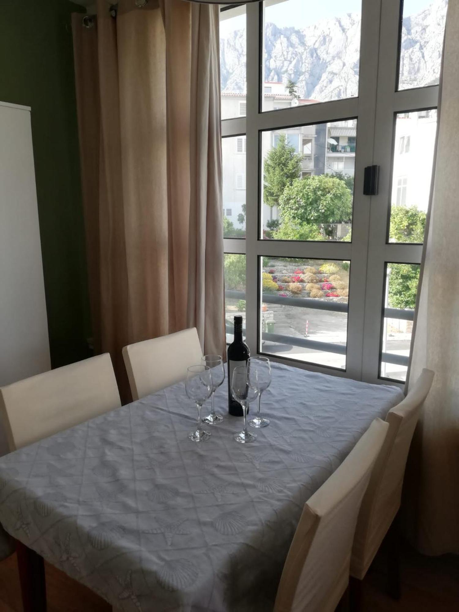 Apartmani Mistral Makarska Camera foto